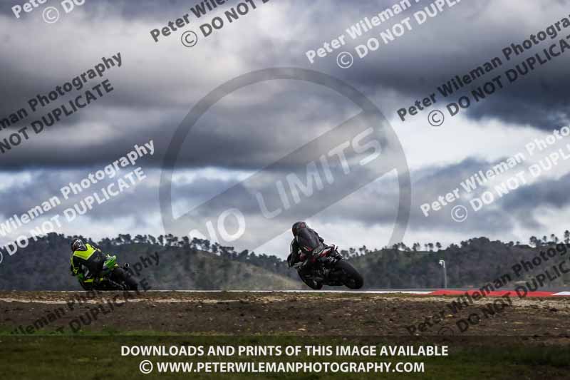 cadwell no limits trackday;cadwell park;cadwell park photographs;cadwell trackday photographs;enduro digital images;event digital images;eventdigitalimages;navarra;no limits trackdays;peter wileman photography;racing digital images;trackday digital images;trackday photos